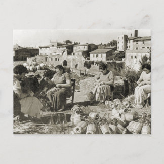 Carte Postale Couvertures de bouteilles en Chianti