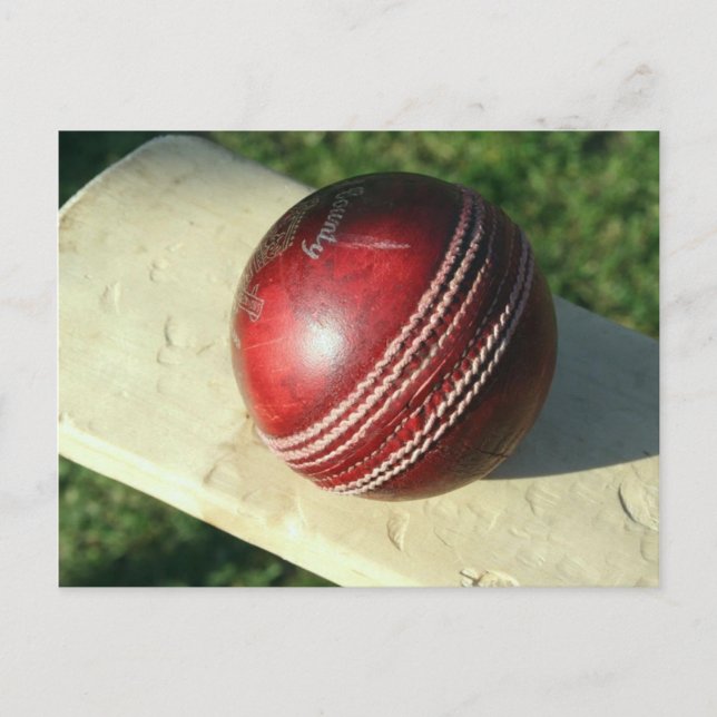 Carte Postale cricket-ball-and-bat.jpg (Devant)