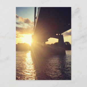 Carte Postale croisière au coucher du soleil sur le fleuve missi