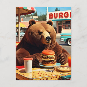 Carte Postale Cute Bear au Diner avec un Cheeseburger Feast