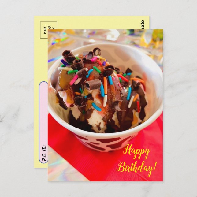 Carte postale d'anniversaire de sundae de glace de (Devant / Derrière)