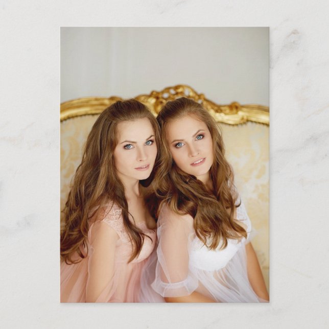 Carte Postale De beaux jumeaux dans les nuits (Devant)