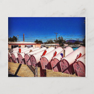 Carte postale de boîtes aux lettres rose