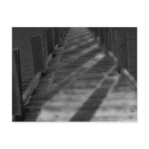 Carte postale de jetée sombre