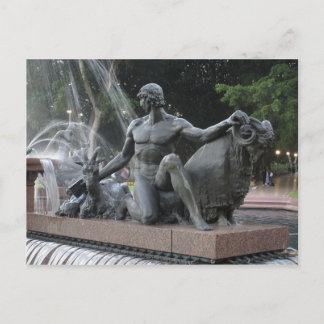 Carte postale de la statue de Pan dans le parc Hyd