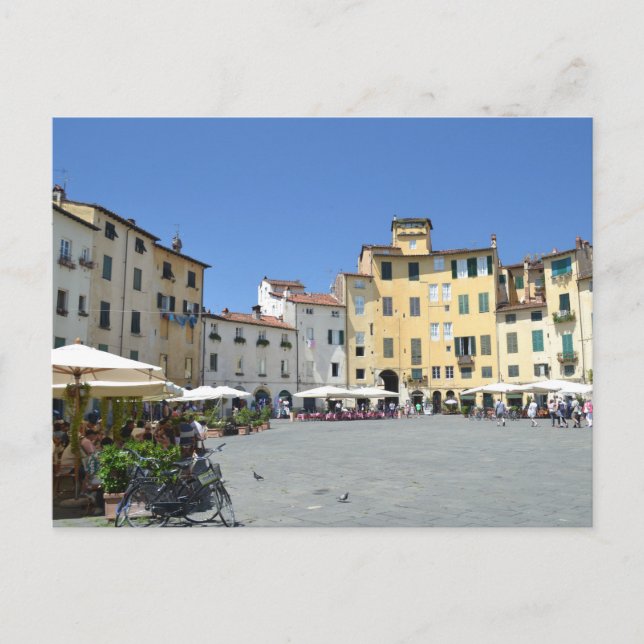 Carte postale de Piazza dell'Anfiteatro à Lucques, (Devant)