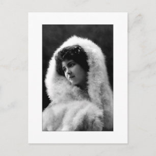 carte postale de style camée de dame victorienne