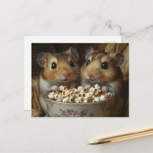 Carte Postale Deux adorables hamsters avec du pop-corn