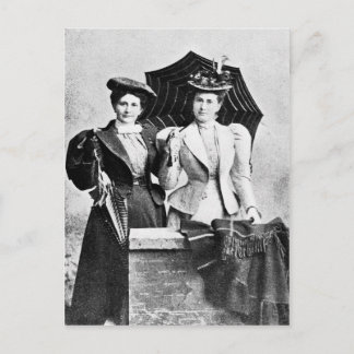 Carte Postale Deux femmes victoriennes, 1898