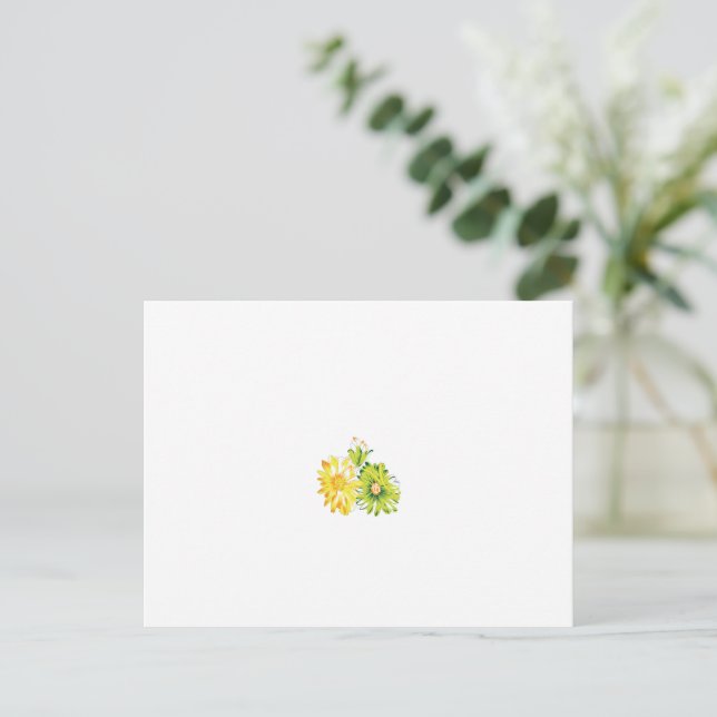 Carte Postale Deux fleurs jaunes et vertes sur un arrière - plan (Debout devant)