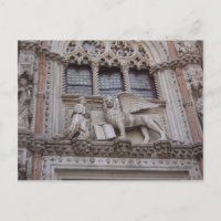 Devant le palais des Doges, place Saint-Marc