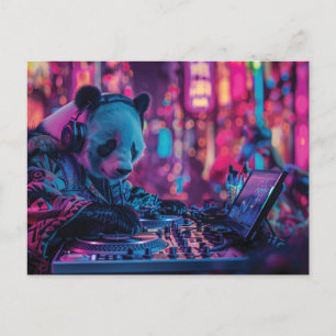 Carte Postale DJ Panda avec écouteurs