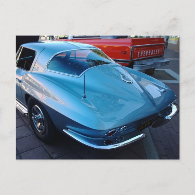 Carte Postale Dos d'une Corvette stingray bleu ciel classique (Devant)