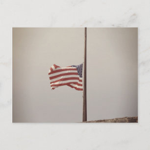 Carte Postale Drapeau américain en demi-mât