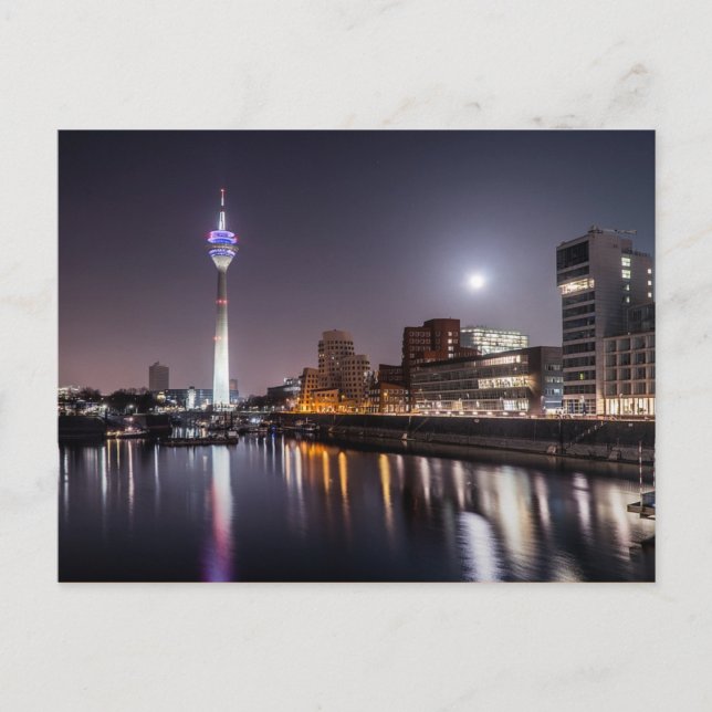 Carte Postale Düsseldorf, port des médias (Devant)