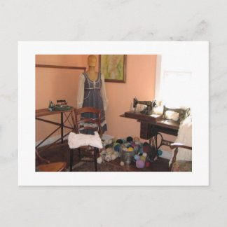 Carte Postale Écouter des fournitures d'autrefois