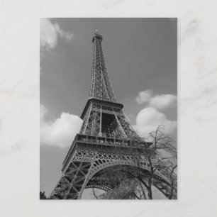 Carte Postale Eiffel nuageux en noir et blanc, 2015