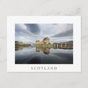 Carte Postale Eilean Donan Castle avec réflexion en Ecosse