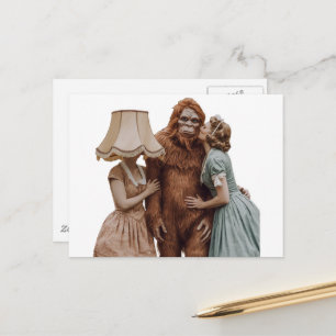 Carte Postale Embrasser Sasquatch