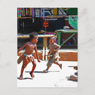 Carte Postale Enfants jouant