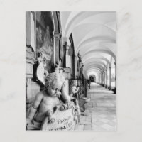 Europe, Autriche, Salzbourg. Cherub et monument 2