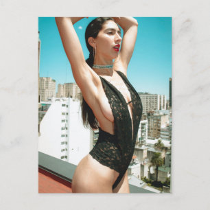 Carte Postale Extérieur dans la ville noir lingerie toit photo