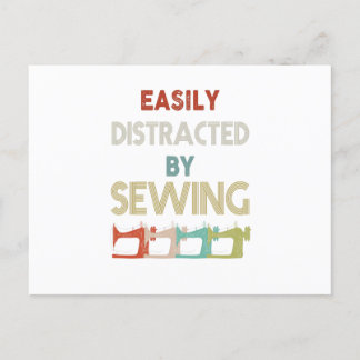 Carte Postale Faire-part Cadeau de couture | Facilement distrait par la cou