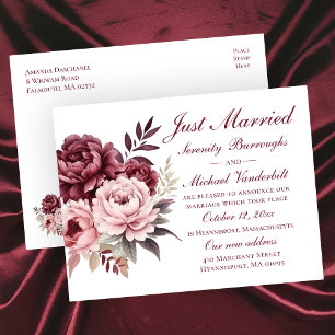 Carte Postale Faire-part Elégant Floral Bourgogne Peony Juste Marié Mariage