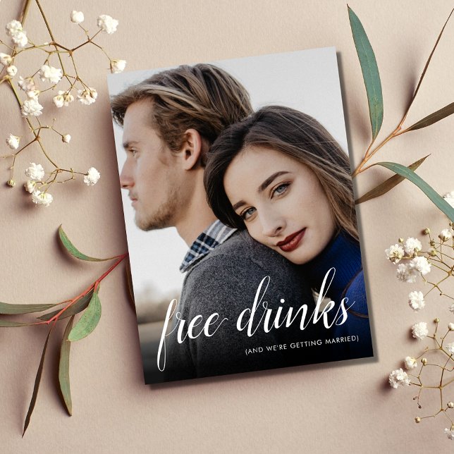 Carte Postale Faire-part Funny Free Drinks Mariage Photo Enregistrer la dat (Funny Free Drinks Wedding Photo Save the Date Announcement Postcard)