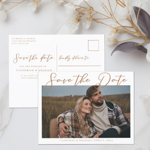 Carte Postale Faire-part Photo de couple chic automnal Sienna Brown Script