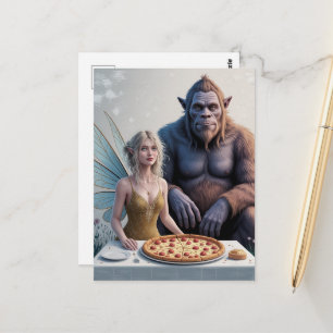 Carte Postale Fée et Sasquatch fêtent une pizza dans les bois