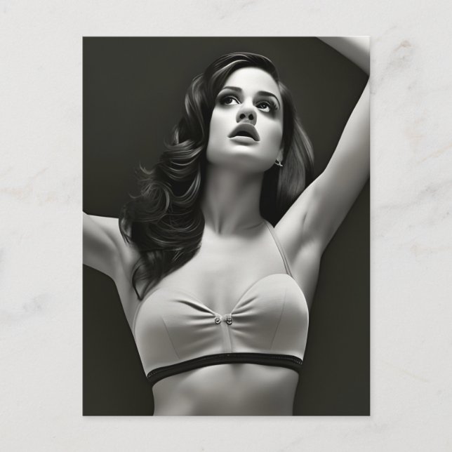 Carte Postale Femme en noir et blanc (Devant)