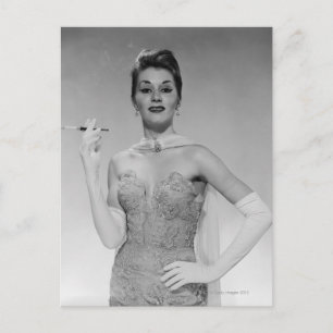 Carte Postale Femme en robe