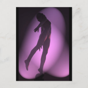 Carte Postale Femme en rose