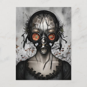 Carte Postale Femme extraterrestre avec masque à gaz effrayant