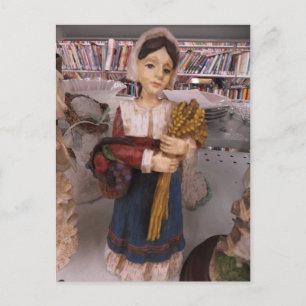 Carte Postale Femme pèlerine