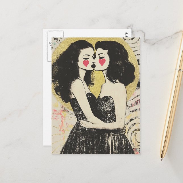 Carte Postale Femmes amoureuses s'embrassant dans des robes noir (Devant/Arrière en situation)