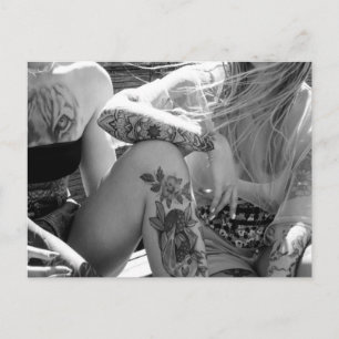 CARTE POSTALE FILLES TATTOO
