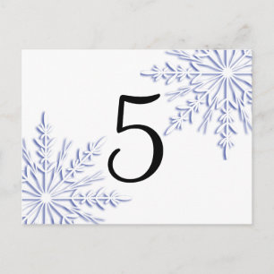 Carte Postale Flammes de neige d'hiver bleues sur la table blanc