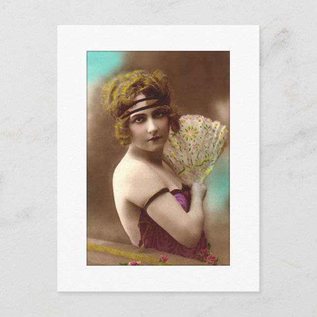 Carte Postale flapper girl in purple with a fan (Devant)