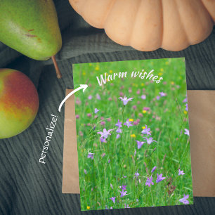 Carte Postale Fleur de cloche sur une prairie verte