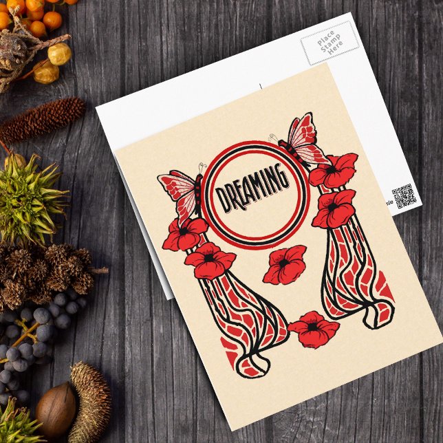 Carte Postale Fleurs de pavot rouge Papillon Rêve Abstrait (Abstract Design red poppy flowers butterflies on tan postcard.)