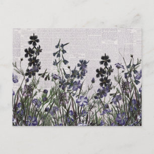 Carte Postale Fleurs violettes sauvages sur le journal Vintage