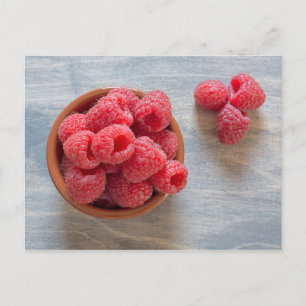 Carte Postale Framboises fraîches dans un bol