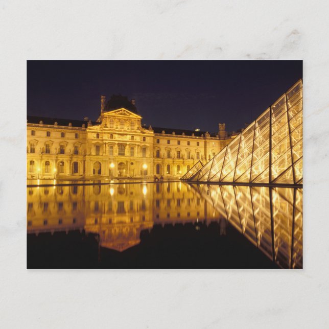 Carte Postale France, Paris, musée du Louvre la nuit. (Devant)