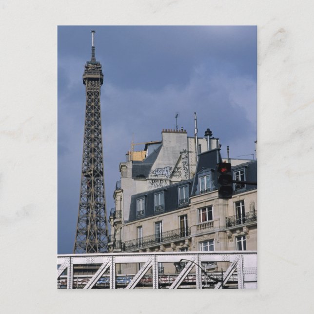 Carte Postale France, Paris, Tour Eiffel derrière le métro (Devant)