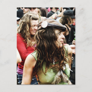 Carte postale G.O.D Series #038