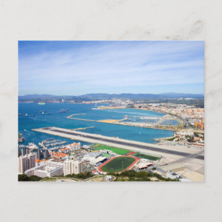 Carte Postale Gibraltar Cityscape et piste d'aéroport depuis le