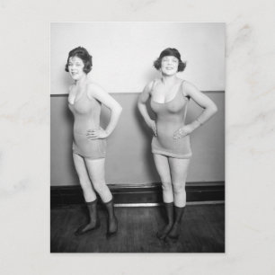 Carte Postale Girls de Chœur Peu Vêtues, 1920