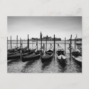 Carte Postale Gondolas à Venise en noir et blanc